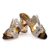 Ponceaux de coupe de strass