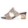 Ponceaux de coupe de strass