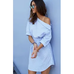 Plus de taille - robe rayée de l'épaule