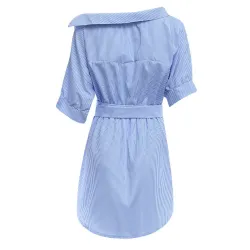 Plus de taille - robe rayée de l'épaule