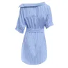 Plus de taille - robe rayée de l'épaule