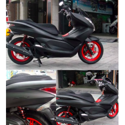 Moto - scooter - mat en vinyle noir