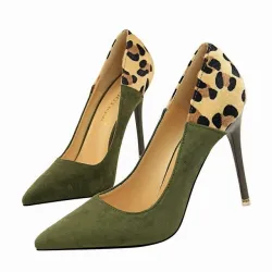 Suede high heel pumpsHoge hakken