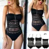 Un maillot de bain avec poussoir