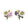 Kleine chrysant oorknopjesOorbellen