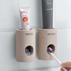 Distributeur automatique de de dentifrice