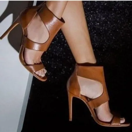 Elegant high heels - pumps with zipperHoge hakken