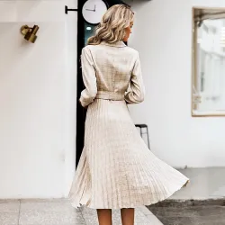 Vintage pleated plaid dress with beltJurken