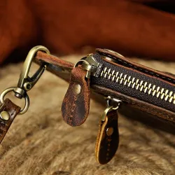 Dragon design - multifunction leather wallet with strap & zipperPortemonnee