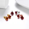 Boucles d'oreilles en or avec rose rouge