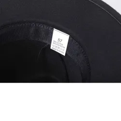 Fashionable cotton hat with a decorative beltPetten & Hoeden