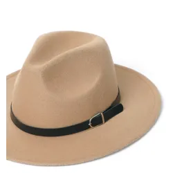 Fashionable cotton hat with a decorative beltPetten & Hoeden