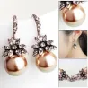 Vintage luxury earrings with crystal flower & pearlOorbellen